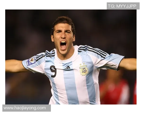 足球明星李翰林的成长历程与辉煌成就全解析