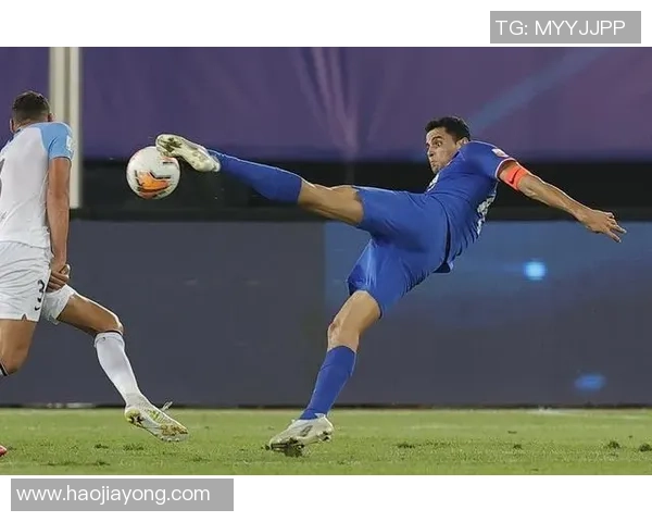 足球明星裤衩压瓦的趣味故事与背后不为人知的秘密揭秘